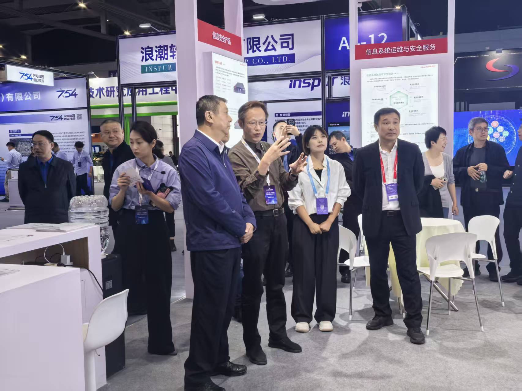 微信图片_20251031131937_217_241.jpg 微信图片_20251031131937_217_241.jpg